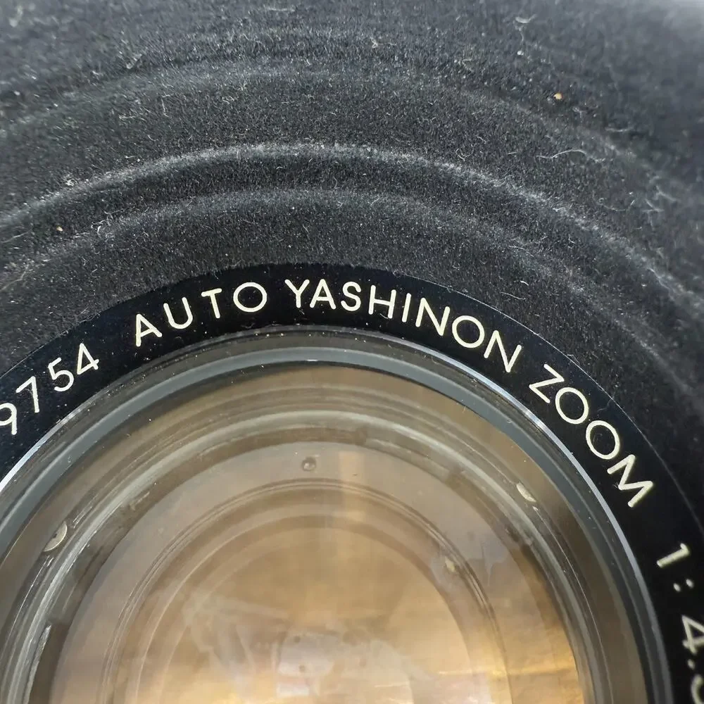 Yashica Lens Auto Zoom 75-230mm 1:4.5